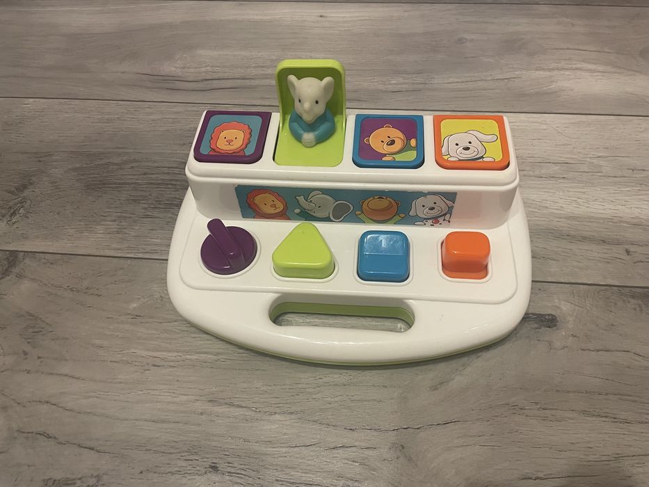 Jucarie bebe butoane