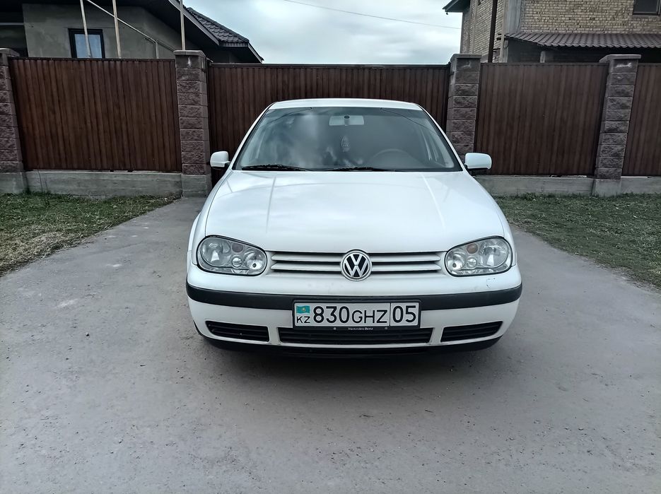 Volkswagen golf 4