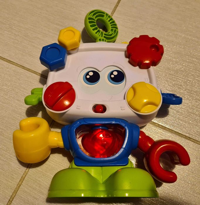 Winfun jucarie robot interactiv cu activitati, lumini si sunete