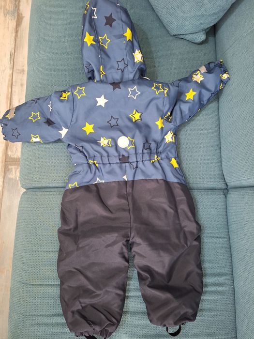 Детски зимен космонавт