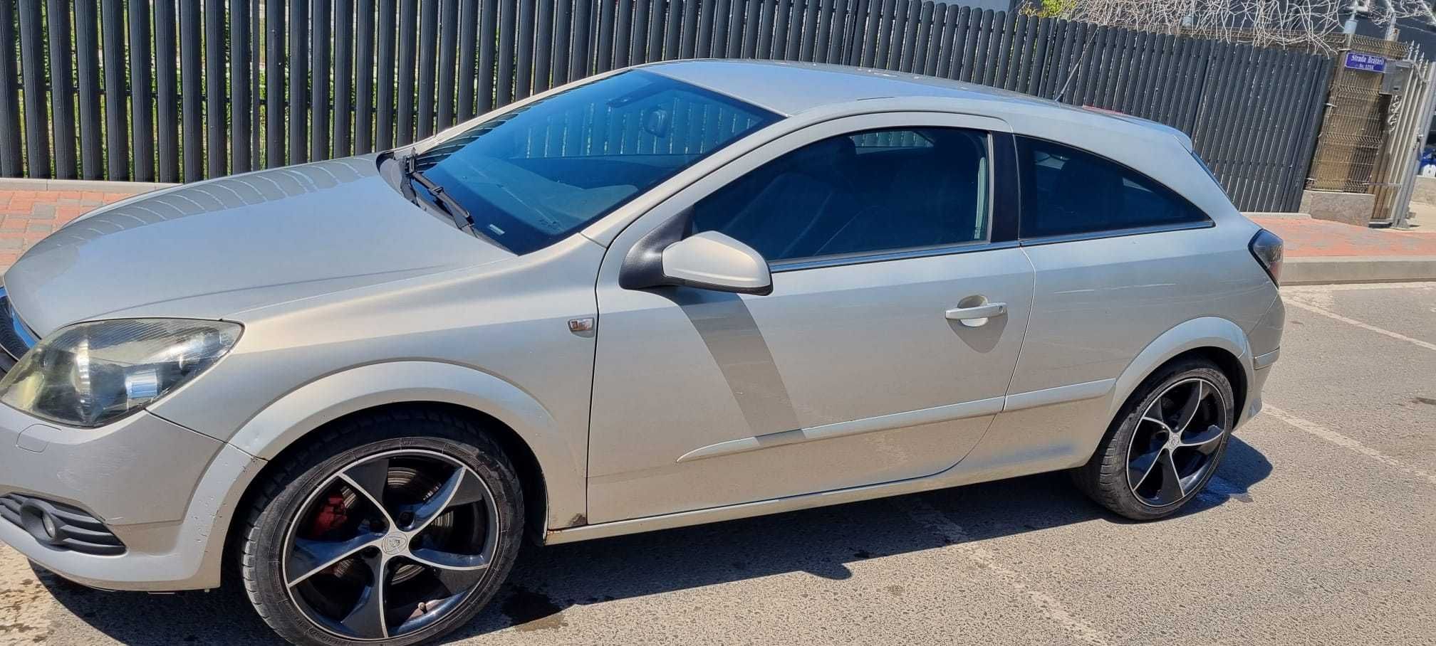 De vanzare Opel Astra GTC