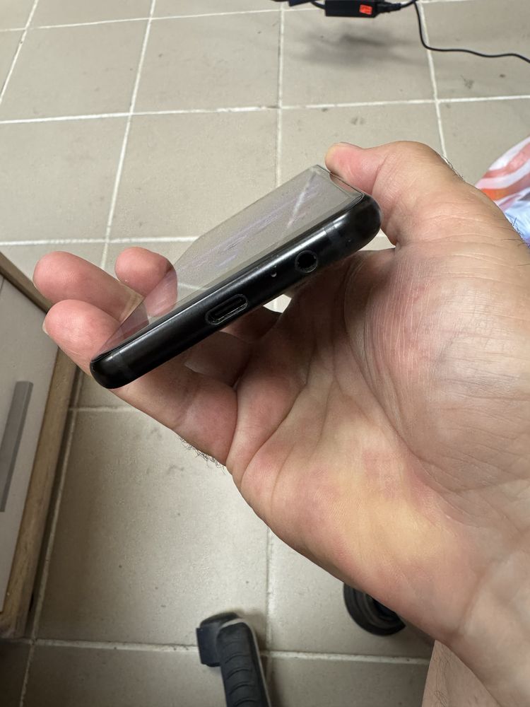 Samsung Galaxy A8 4/32gb