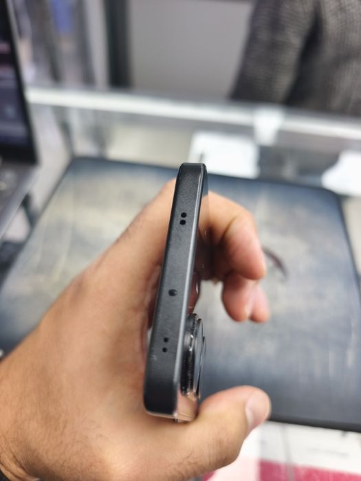 Продам б.у Poco x7pro 5g 8/256gb black в идеальном состоянии