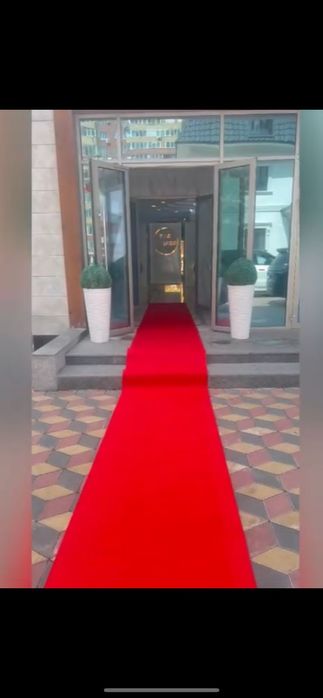 Красная дорожка 10метров -10 тыс.