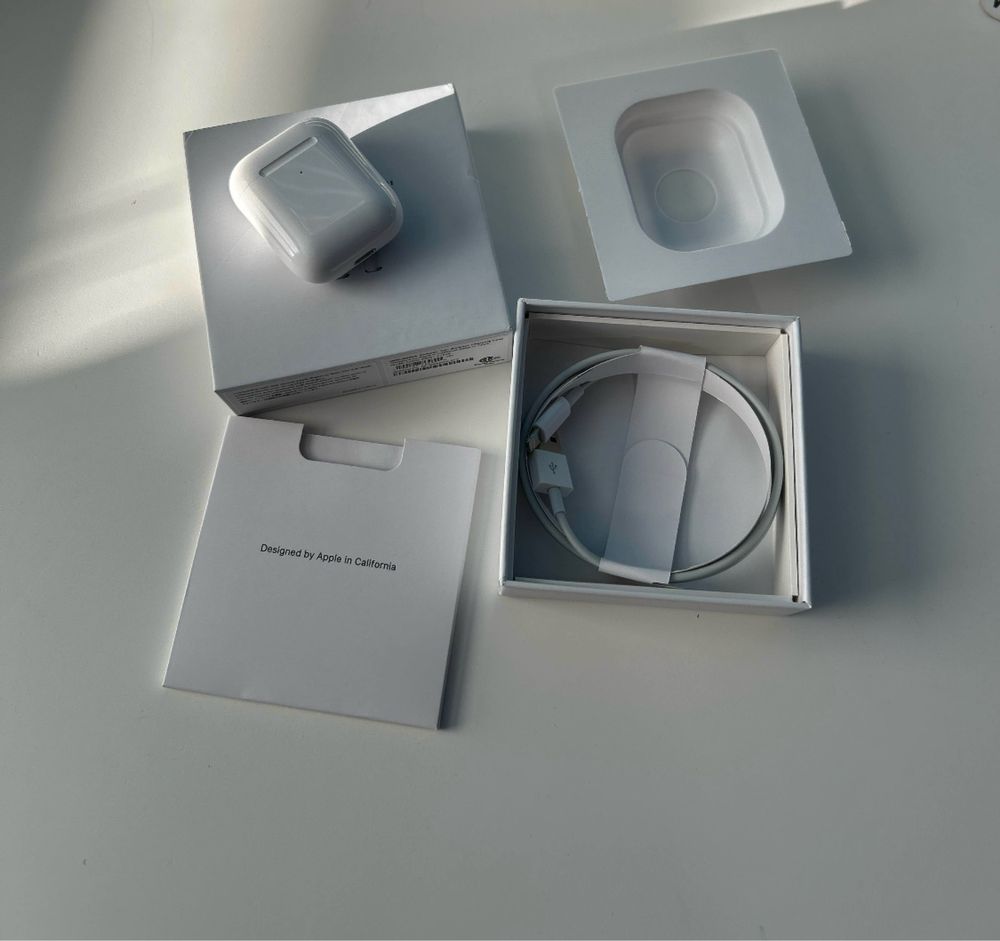 Apple airpods 2nd generation