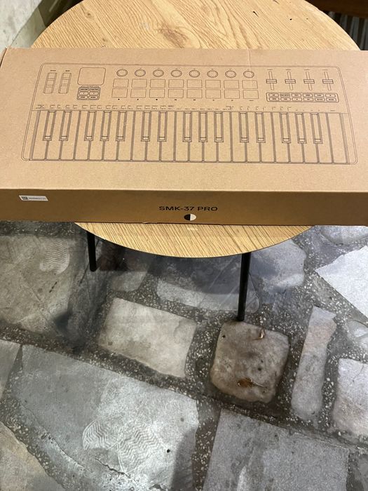 Продавам миди клавиатура SMK 37 pro