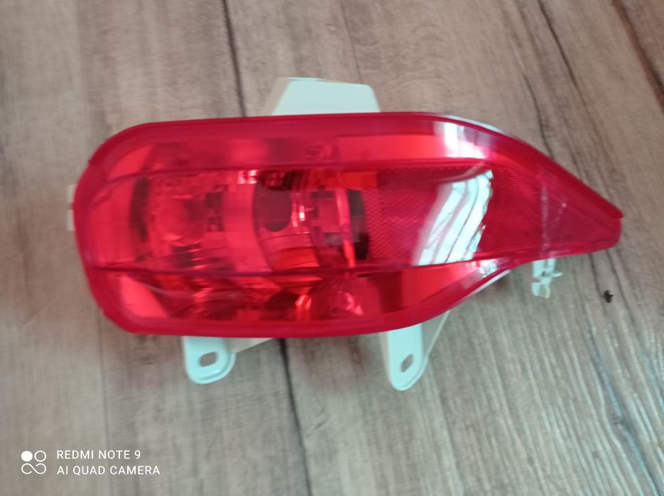 Фара задняя (туманный) Тойота Avensis