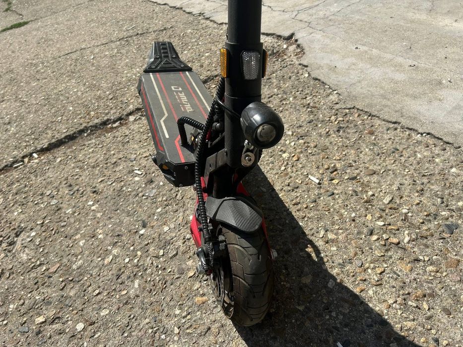 Електрическа тротинетка Blade Q Pro – като нова Гаранция!