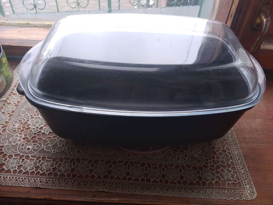 Продам утятницу чугунный