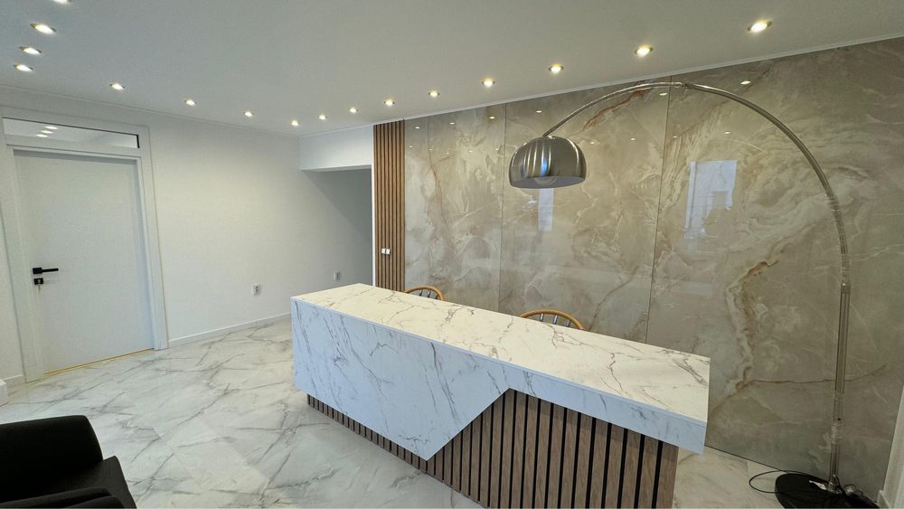 Spatiu de inchiriat - 120 mp, parter, 4 camere+receptie+2 terase