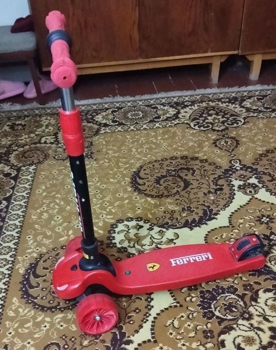 Продается Детский Самокат