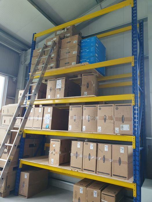 Rafturi metalice super preț