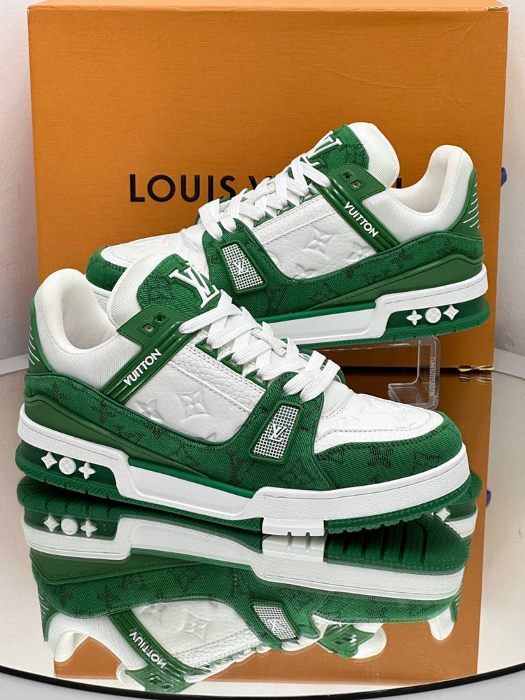 Louis Vuitton Trainers Premium full box
