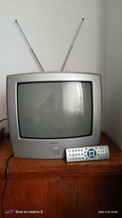 Televizor cu tub Toshiba