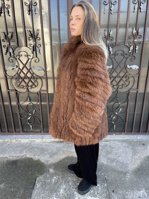 Haina din blana naturala de vulpe roscata