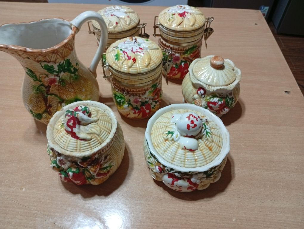 Chini buyumlar toza kop ishlatilinmagan