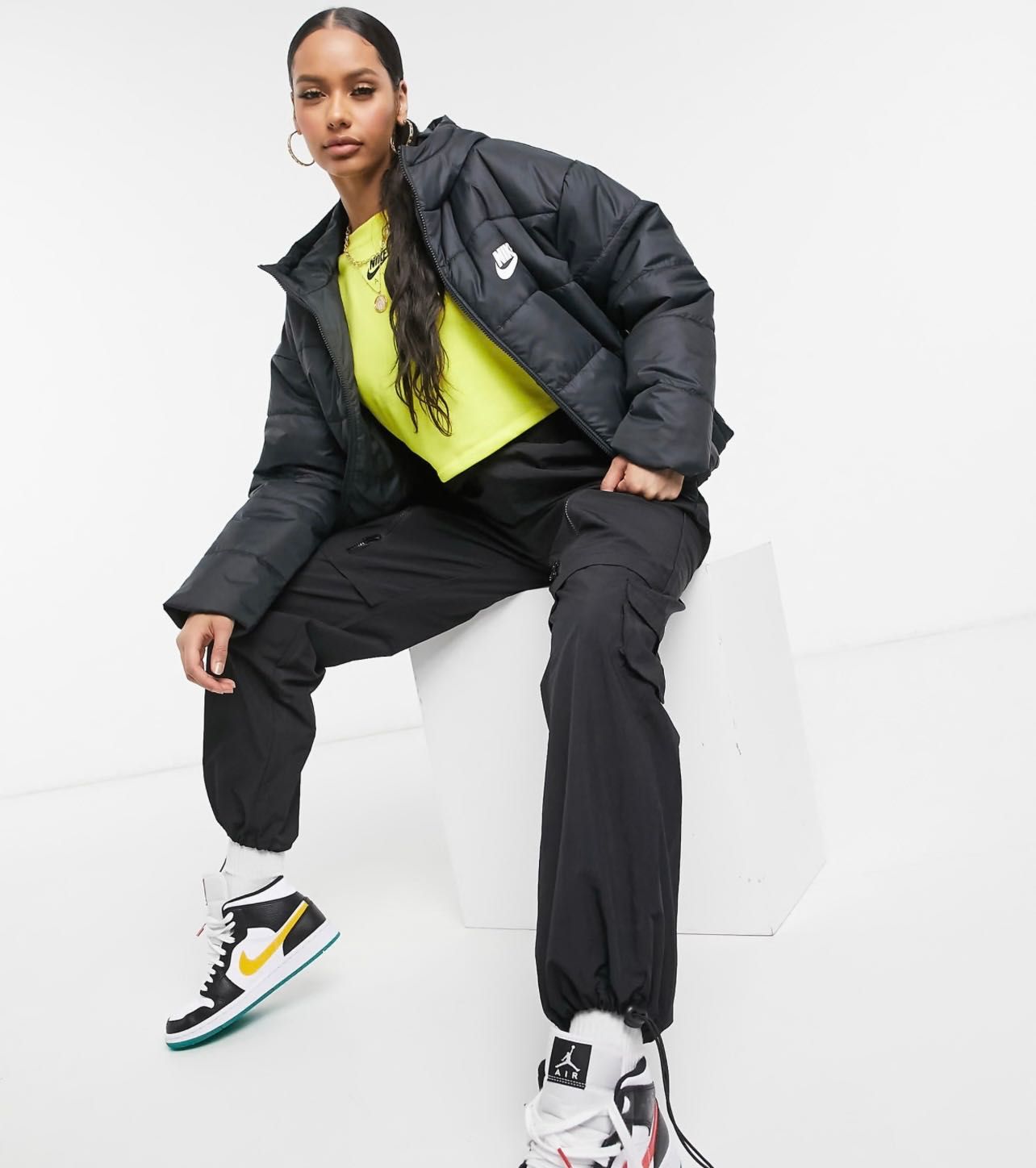 nike therma fit  ново дамско яке