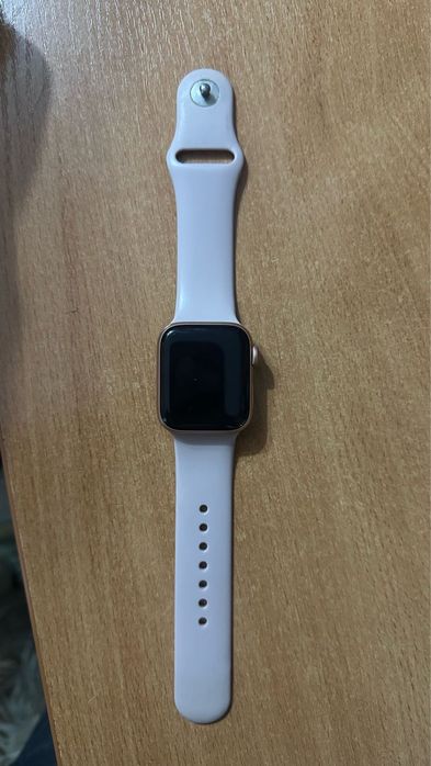 Apple Watch SE 40 mm