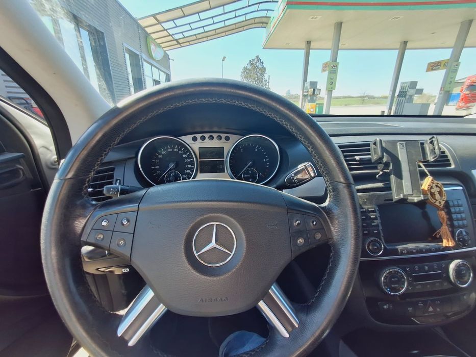 Mercedes R R 320 CDI 4MATIC URGENT  vand sau schimb cu 7 locuri