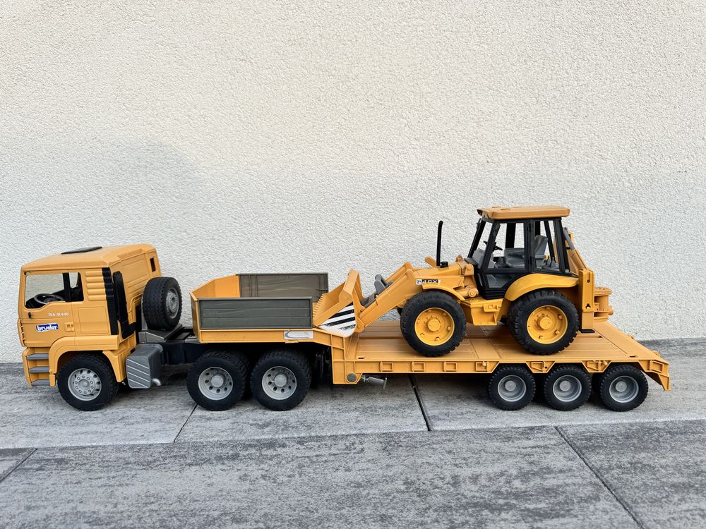 Camion Bruder MAN cu buldozer inclus