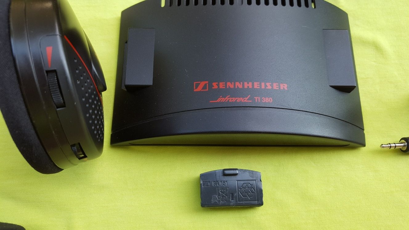 Безжични сушалки  Sennheiser - HDI 380