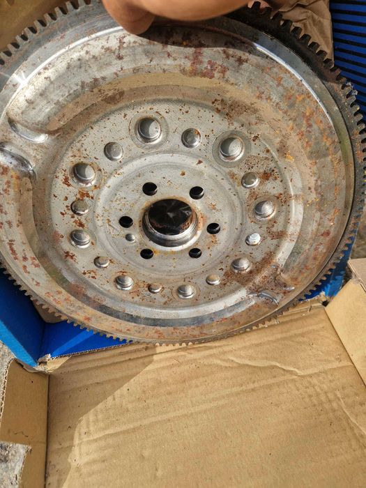 Маховник и броня за ауди