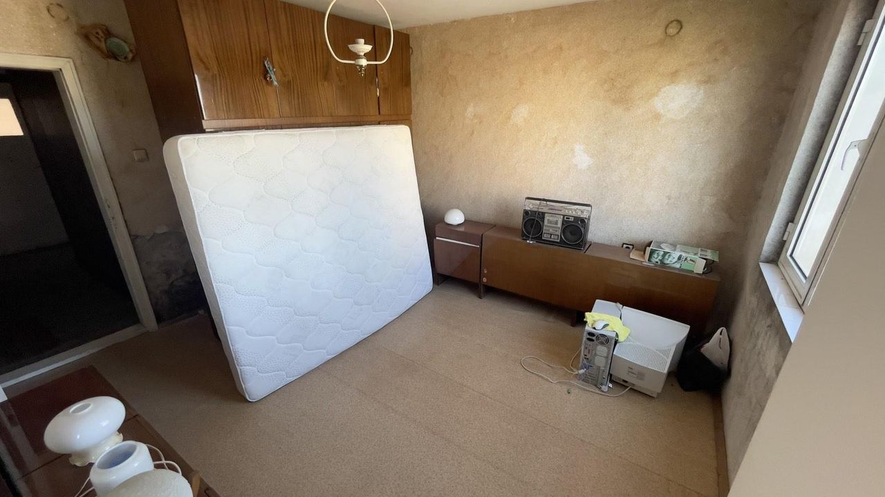 Продава се Етаж от къща в Бургас, Меден рудник - зона А - 130 кв.м за 1116 €/кв.м - Снимка #6