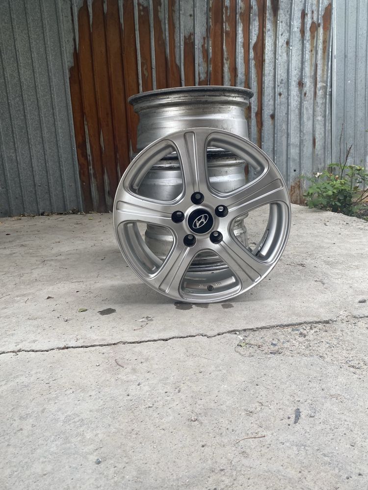 Продаю диски R16