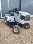 Vand Tractoras pentru tuns gazon,an fabricație 2019