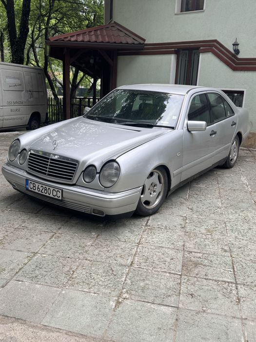 Mercedes-Benz E290 TD