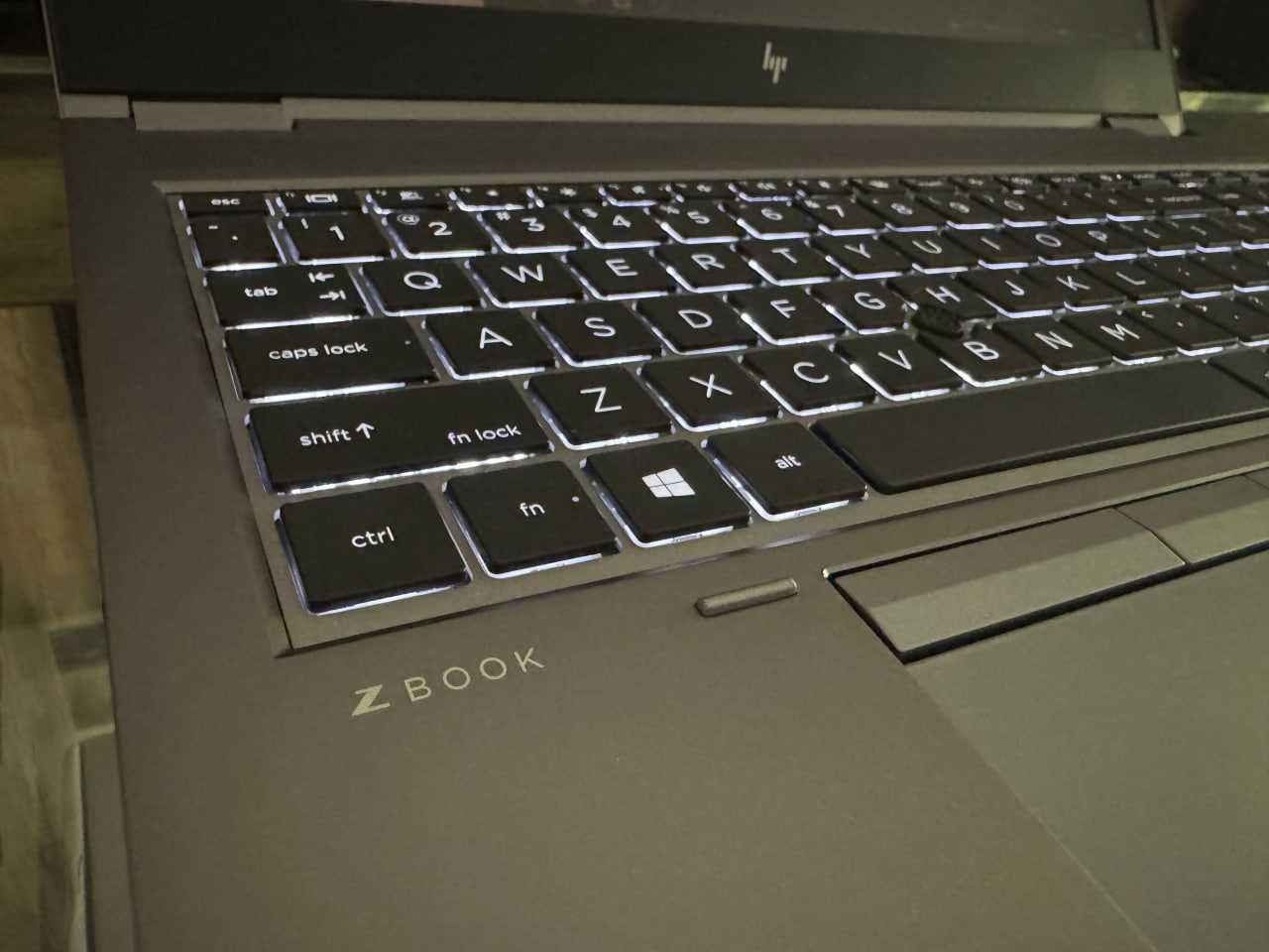 HP ZBook 15 Intel Core i9-10885H озу16гб 1T ssd Nvidio Quadro RTX 3000