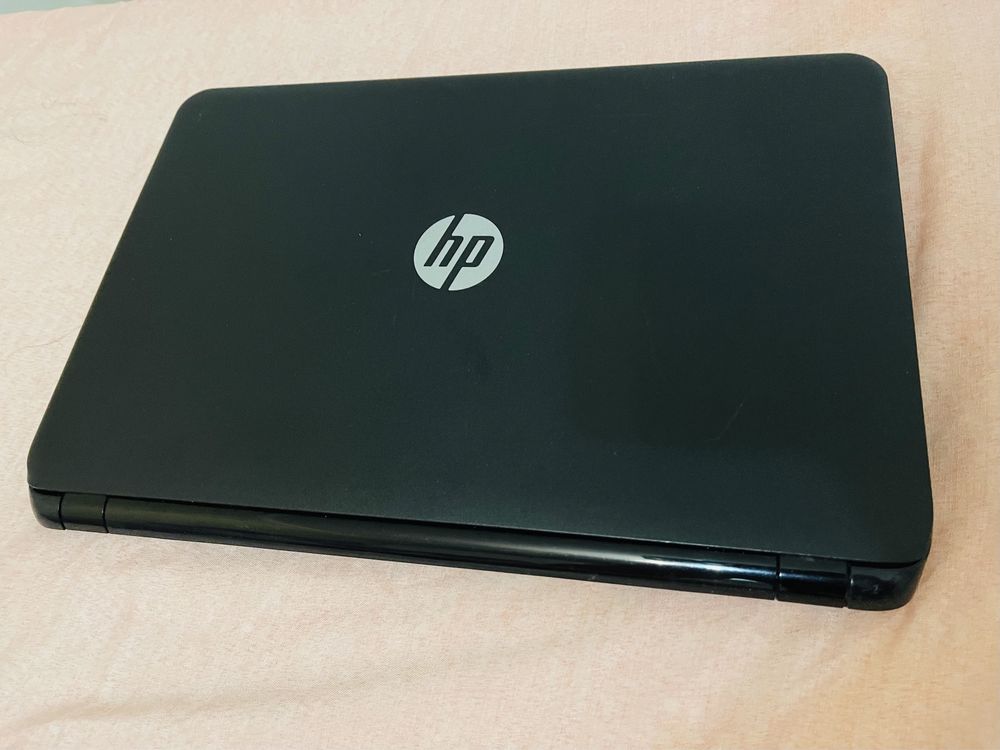 Ноутбук HP 15 - g099er