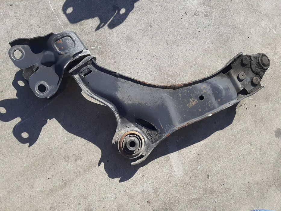 brat bascula dreapta fata 2.0 d     volvo xc60  2009-2013