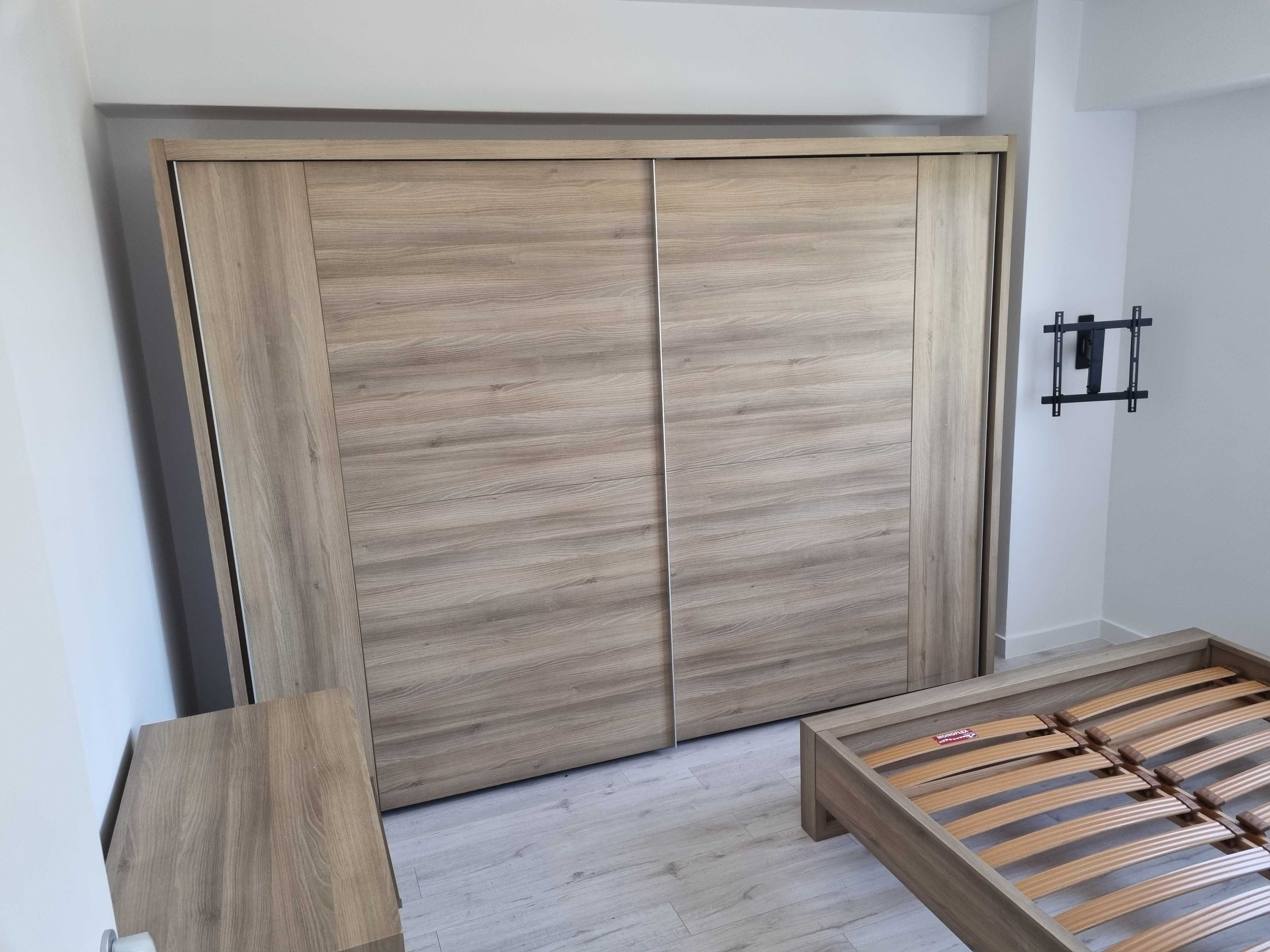 De închiriat: Apartament nou cu 2 dormitoare