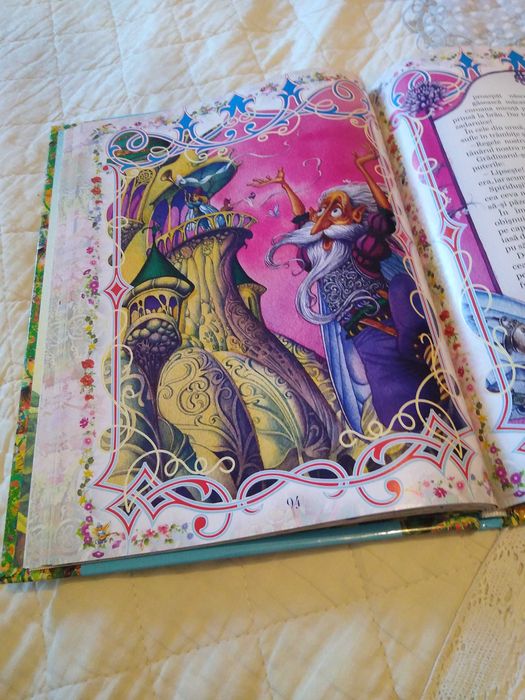 Carte copii - Călătorie în țara spiridușilor de Ecaterina Sevcenco