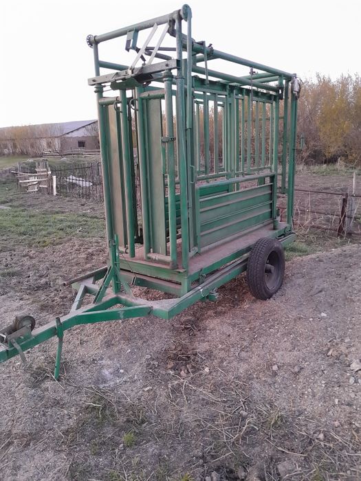 Продам станок для фиксации скота