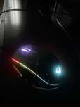 Mouse gaming cu LED-uri