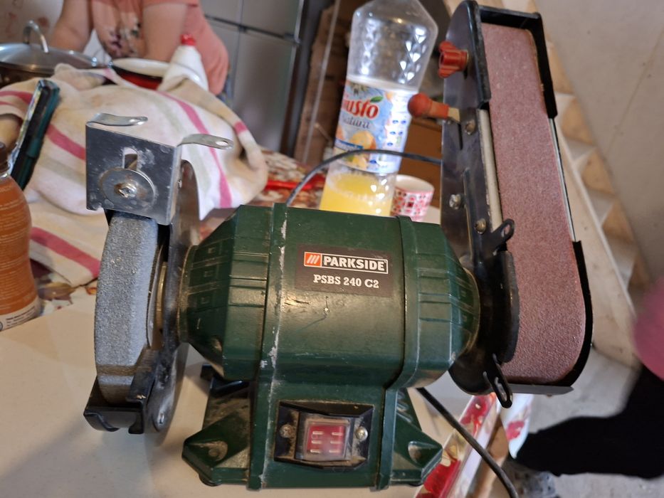 Vând preț 350 de lei