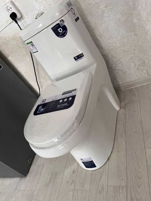 Унитаз Моноблок новый