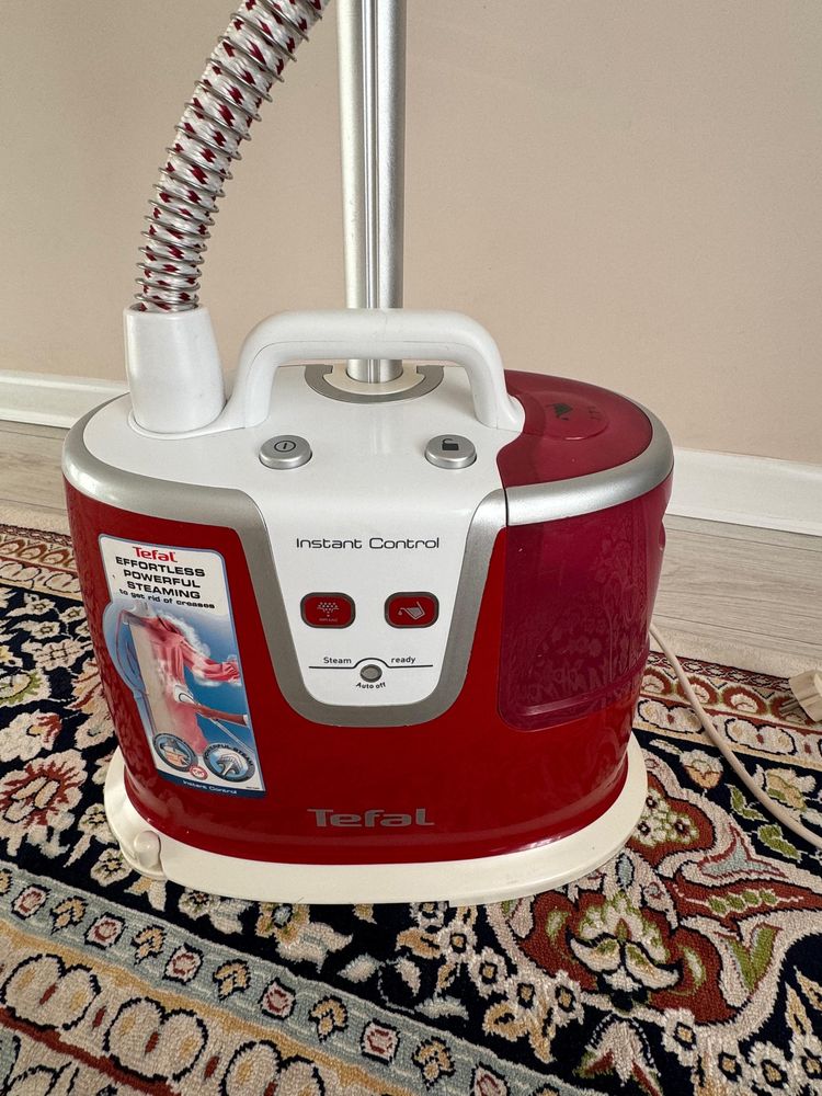 Паровой утюг от TEFAL.  В отличном состоянии.