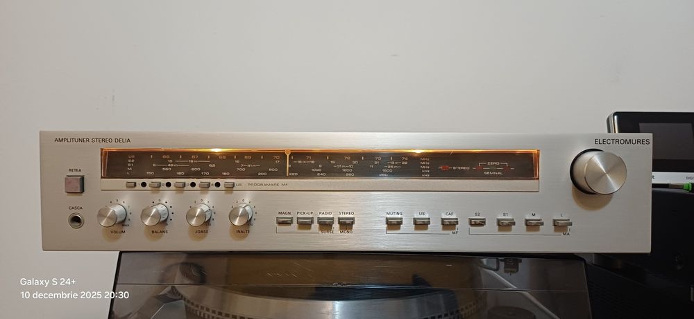 Amplituner stereo Delia,Electromures