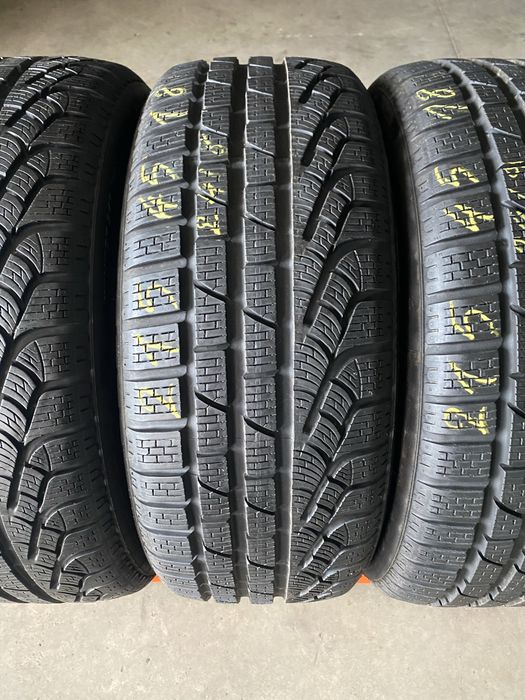 Anvelope iarna 215/45/18 Pirelli Sottozero 2 215 45 18 R18