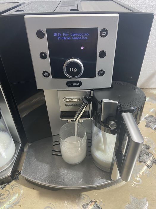 Espresor cafea Delonghi perfecta capucino