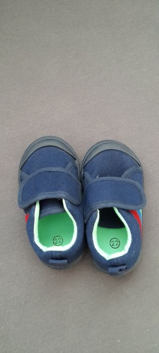 Чисто нови детски кецове