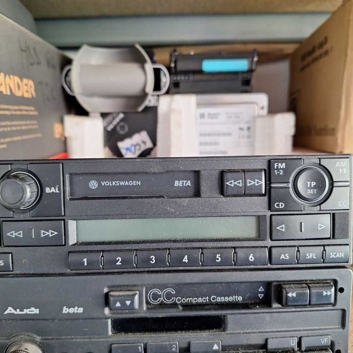 Radio casetofon auto Volkswagen model Beta, codat