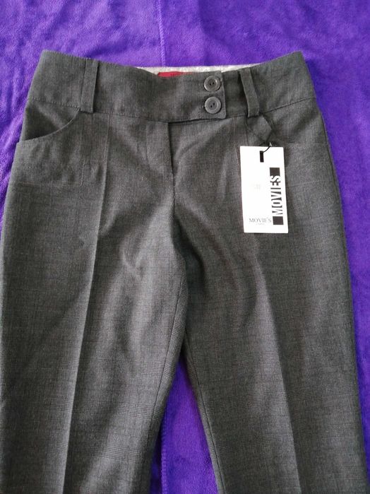 Продам НОВЫЕ брюки серого цвета в красивую клеточку/размер 34/Турция