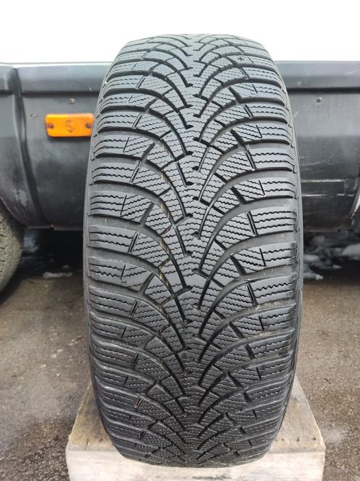 1бр. зимна гума 205/55/16 Good Year Ultra Grip 9
7mm
Много добро състо