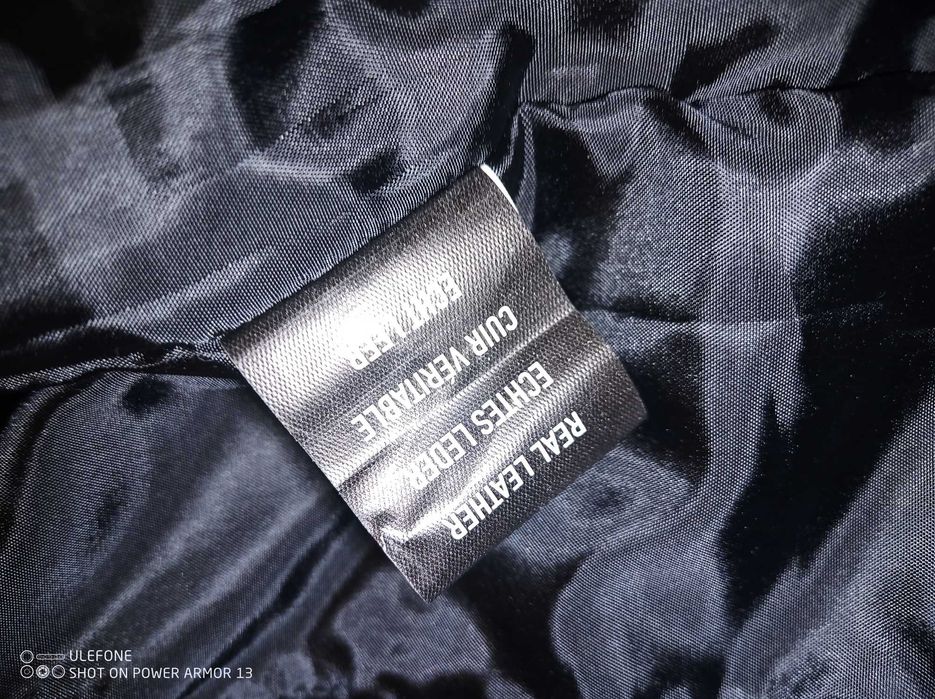 Продавам кожено яке.