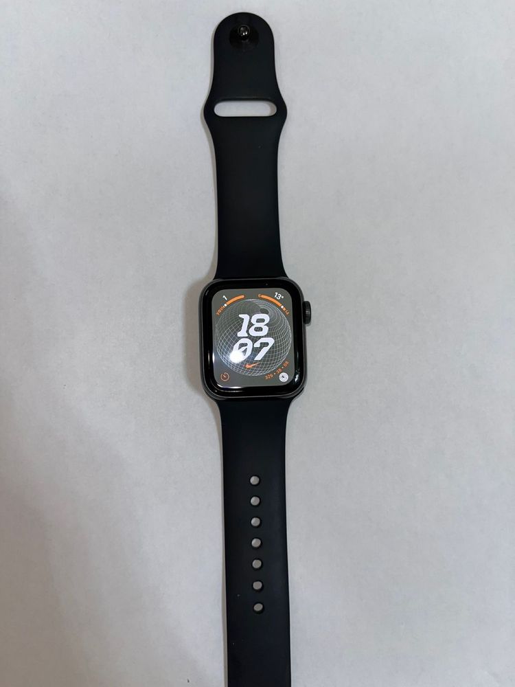 Продаю Apple Watch Series 6, состояние отличное!