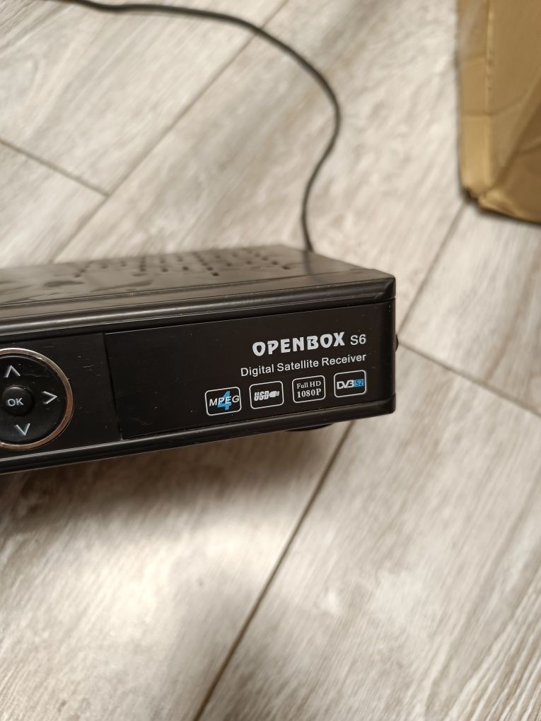Приставка для ТВ  Openbox s6